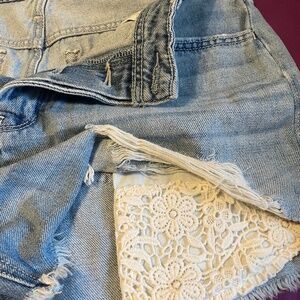 Women Hollister shorts size 11